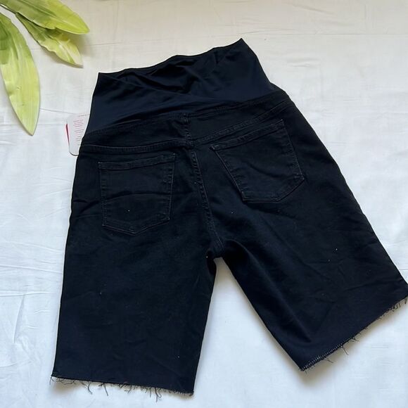 ⭐️nwt Isabel Maternity Crossover Panel Bermuda Maternity Jean Shorts⭐️ - Picture 3 of 3